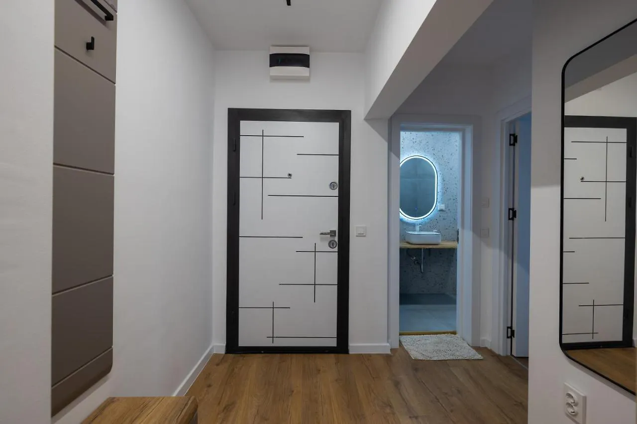 Opal Beachfront Apartment 瓦爾納